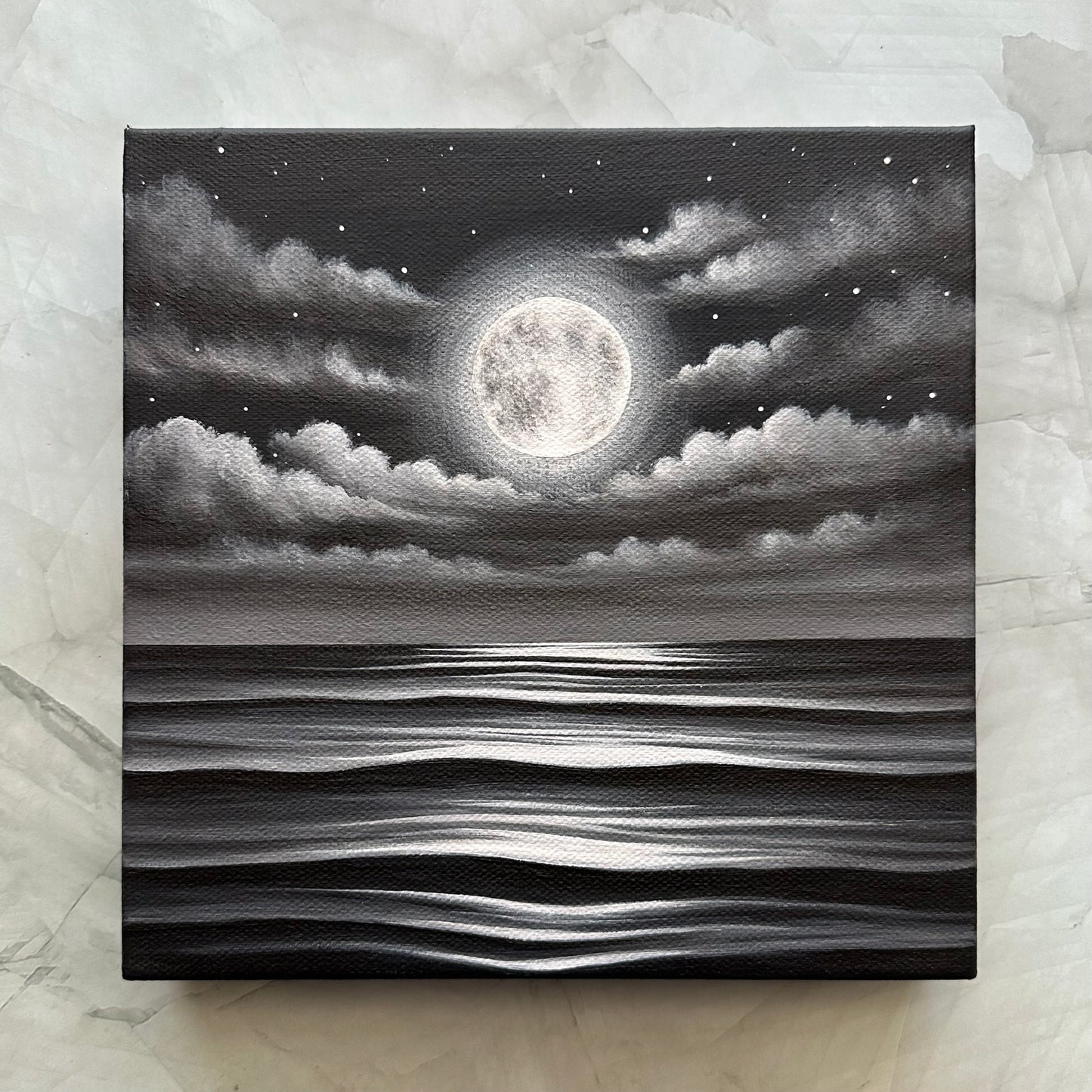 monochrome glow