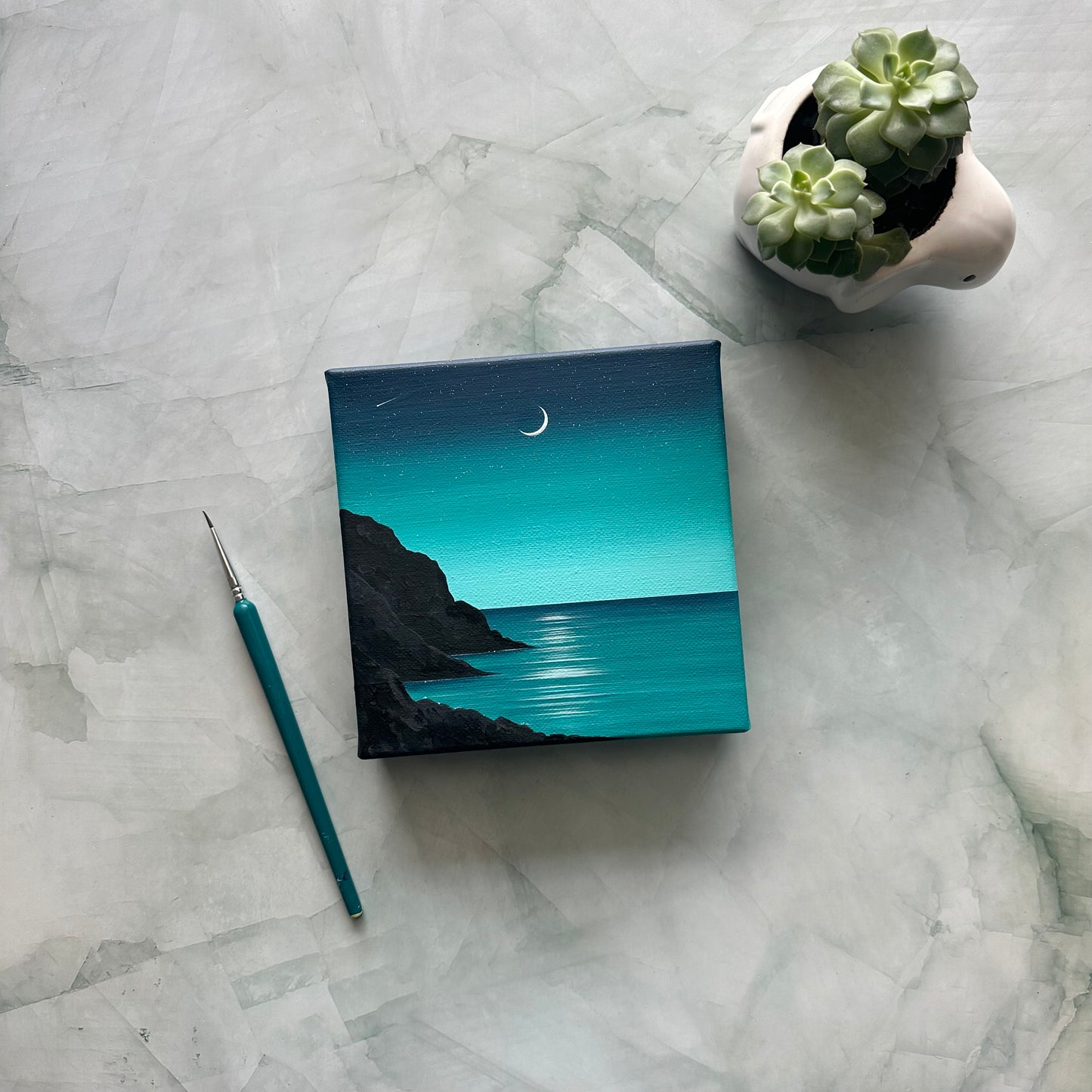 the sea that holds light