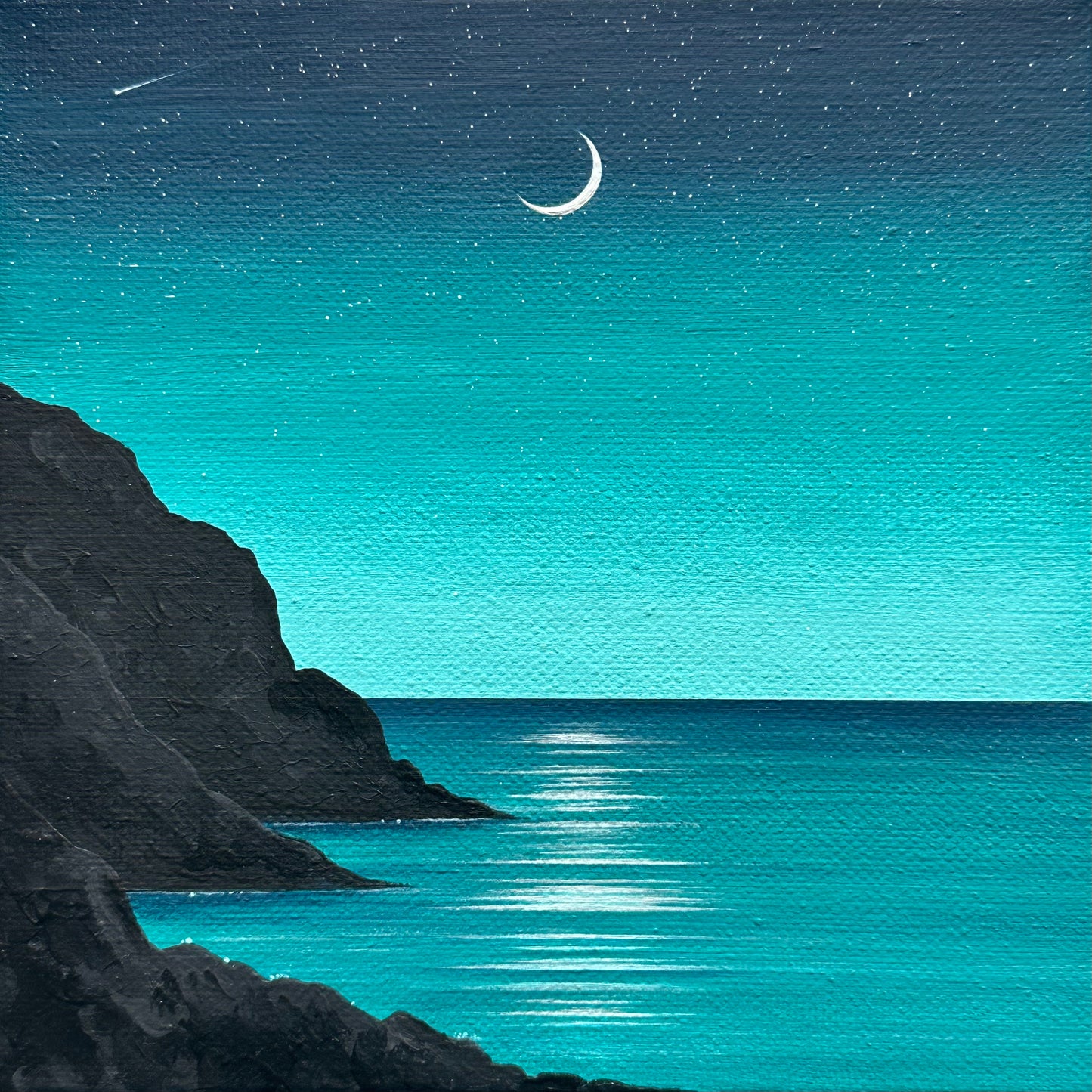 the sea that holds light