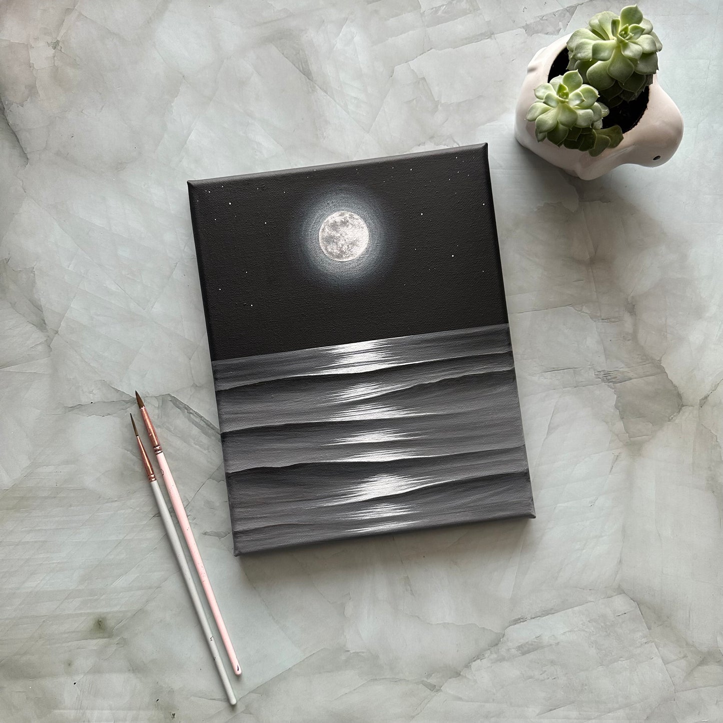 monochrome moonlight