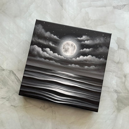 monochrome glow